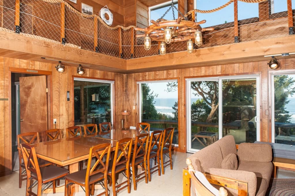 Ocean-view dining area
