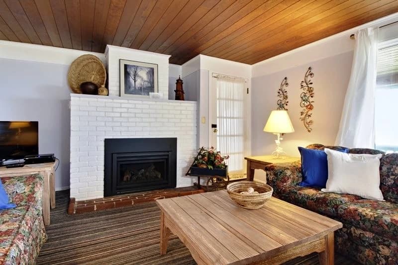 Fireplace living room