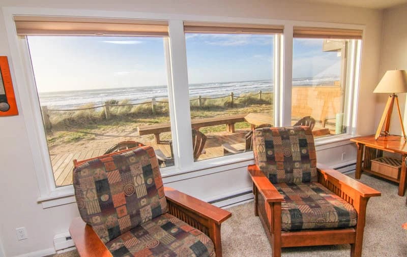 Ocean-view sitting room