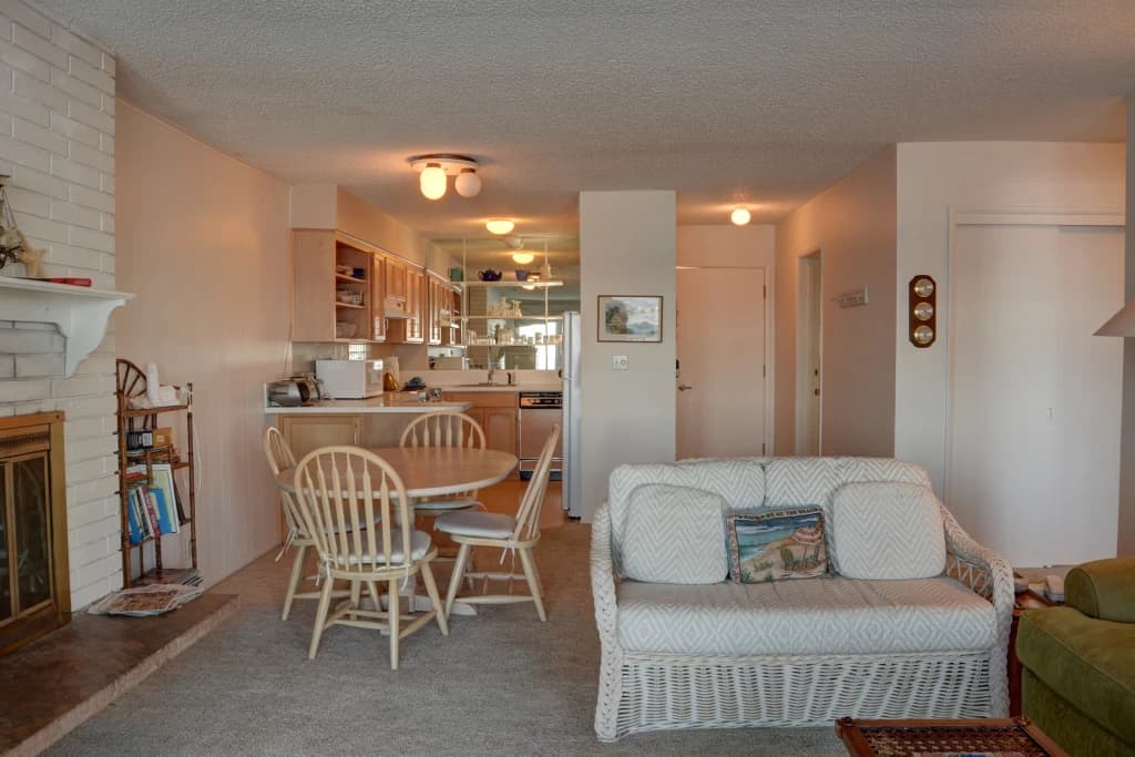 Open concept living and kitchen