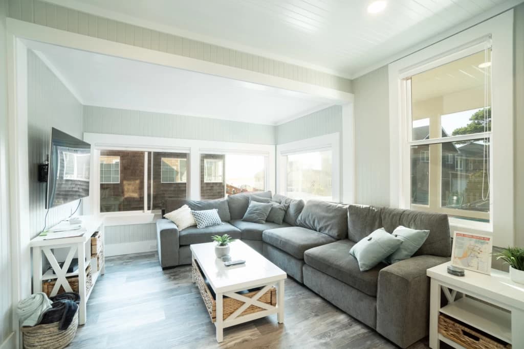 Sunroom with sectional sofa