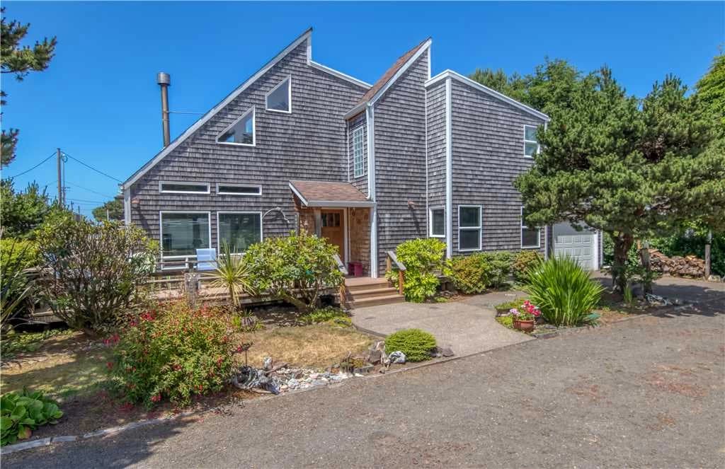 Kami's Beach House — Coastal home exterior front view