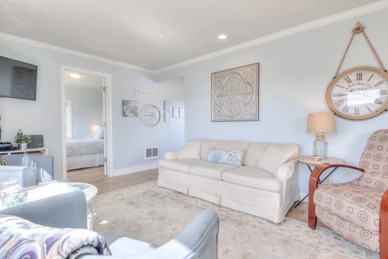 Spacious coastal living room