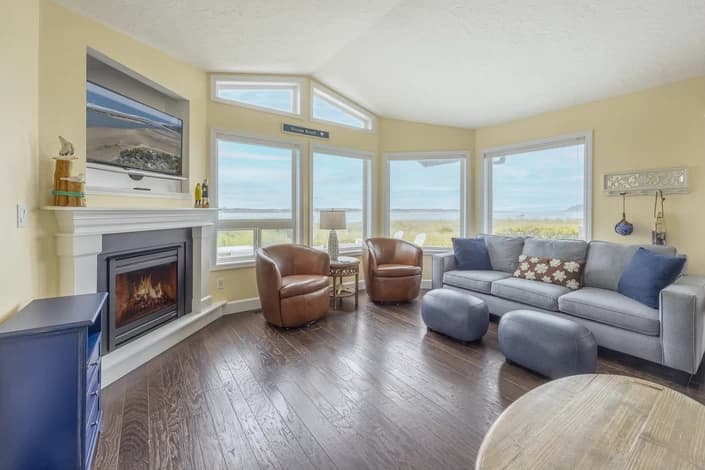 Ebb and Flow Waterfront w/Kayaks | HOT TUB | 3 Kings | Crab & Clamming Equipment — photo 1
