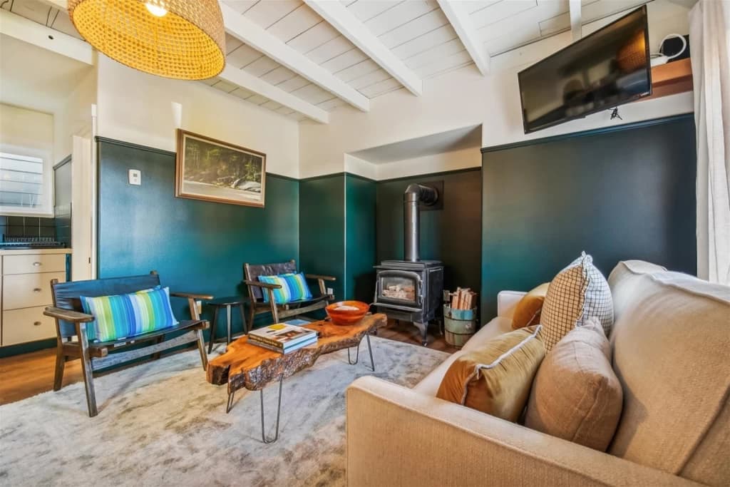 Living room with fireplace