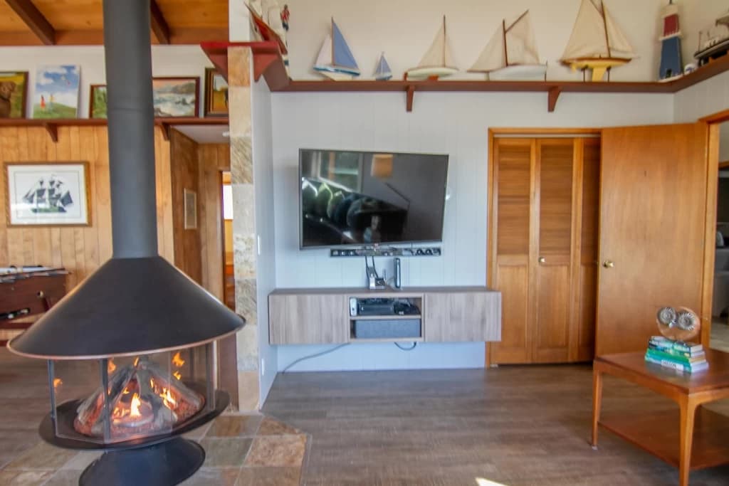 Central fireplace living room