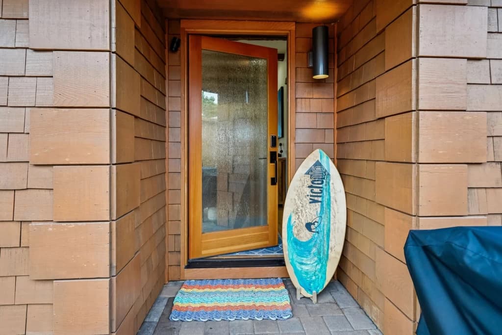 Beach house entryway
