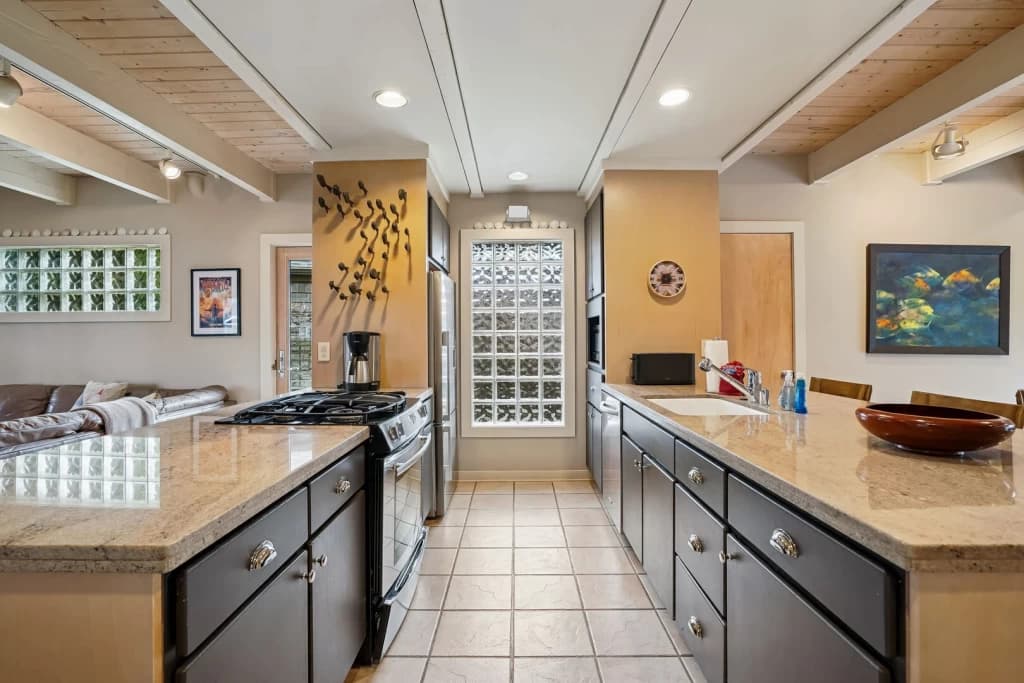Modern kitchen with island