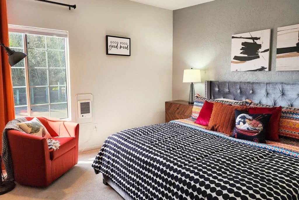 Master bedroom with seating area