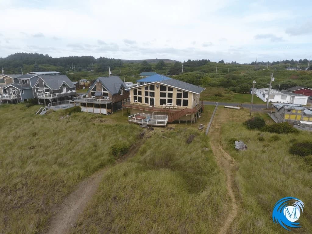 Pacific House — photo 2
