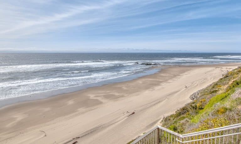 Olivia Beach Lodging for Group Getaways