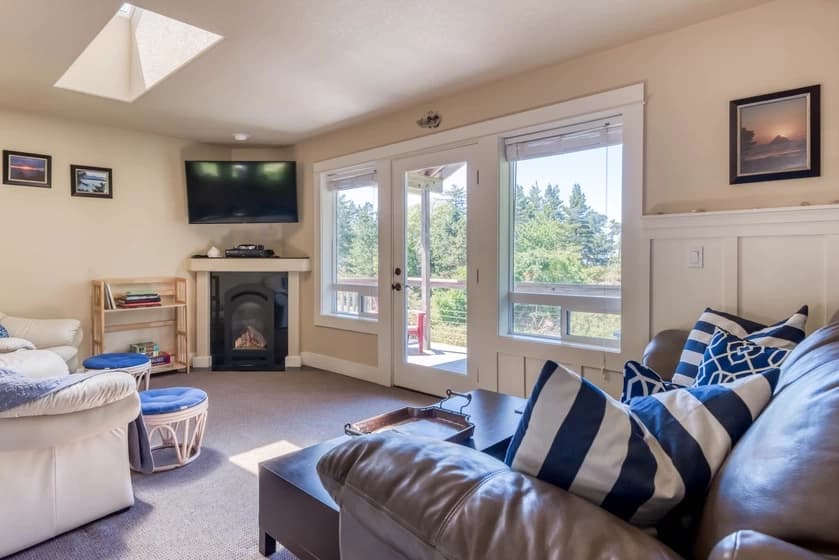 Ocean Pines - Approx. a 1.5 hour drive from Portland! — photo 1