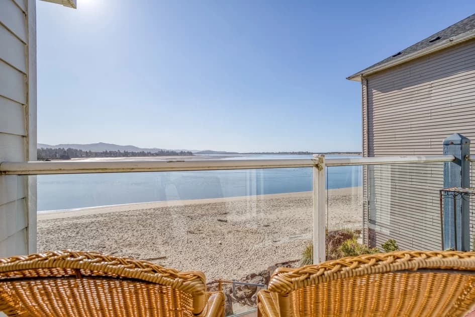 Dock of the Bay 308