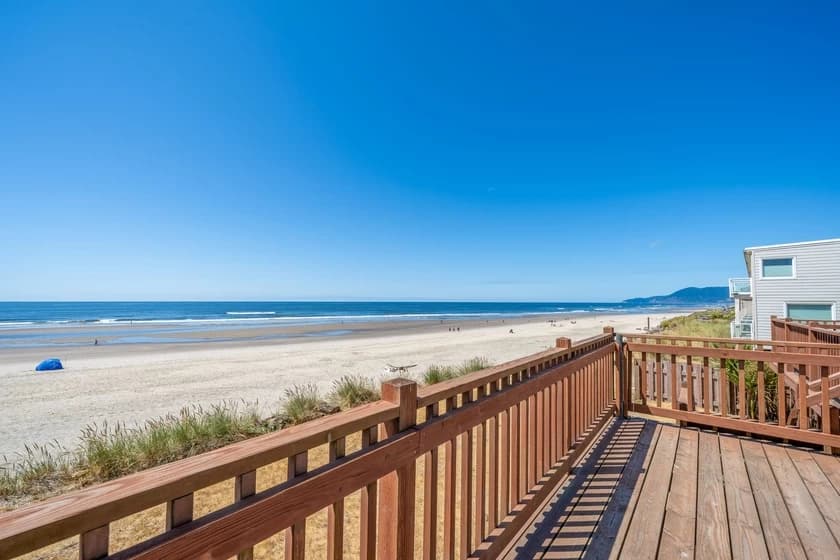 Twin Coho - Pet Friendly, Direct Beach Access