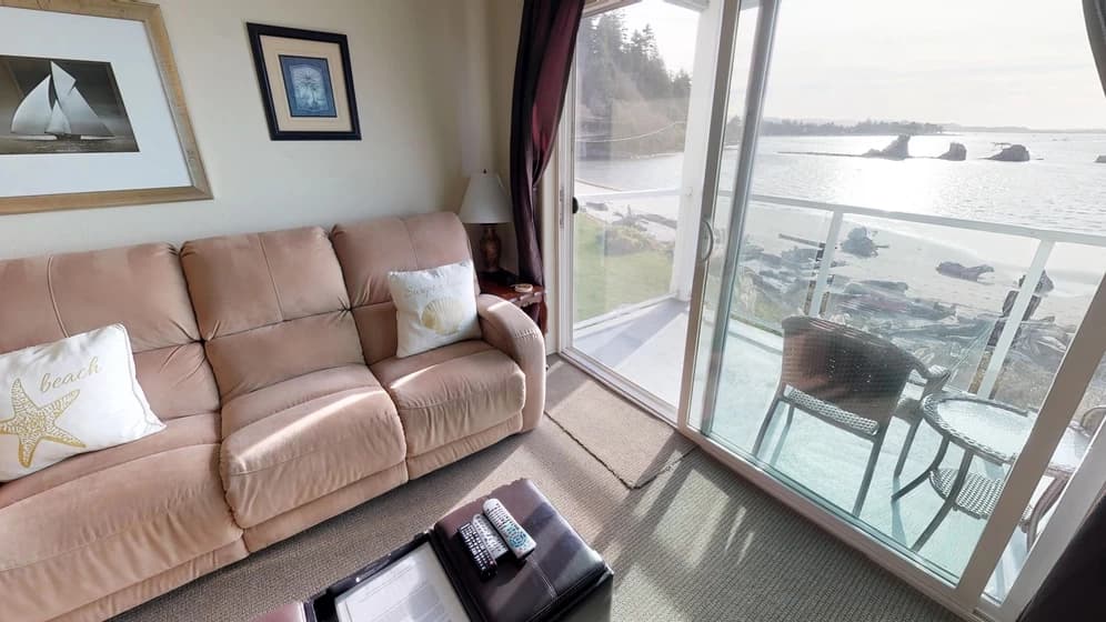 Waters Edge 308