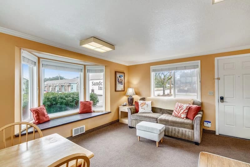 Sandcastle Inn