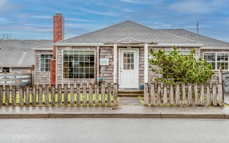 Little Cottage at the Coast