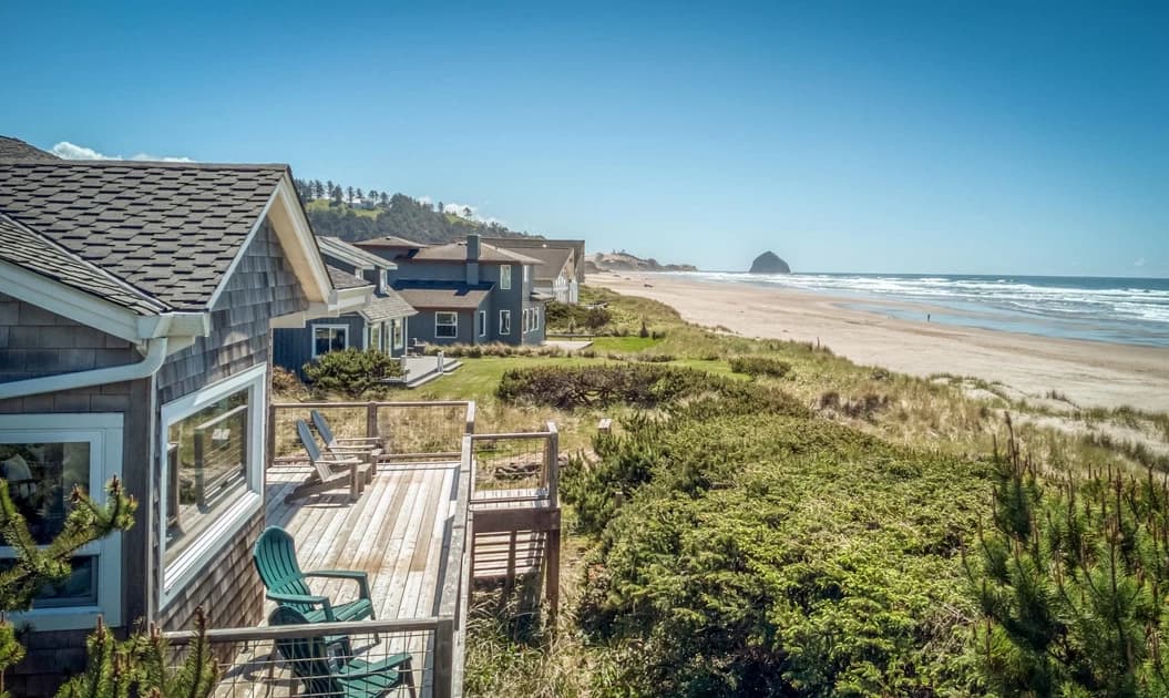 Sea-Esta in Tierra Del Mar - Direct Beach Access