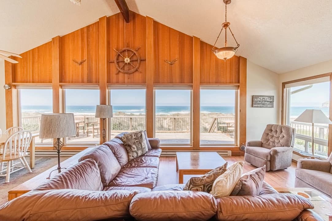 Gull Cottage - Direct Beach Access — photo 1