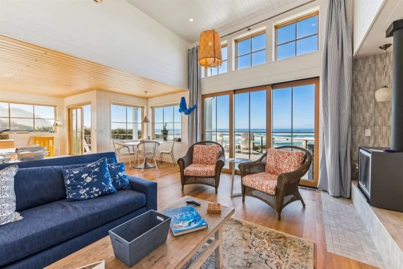 Whaletopia - Luxury w/Accessible Features