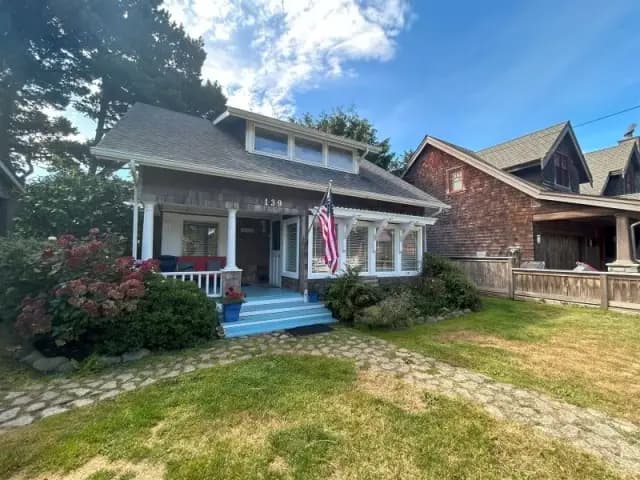 Cornell Cottage 1915 Historic Gem