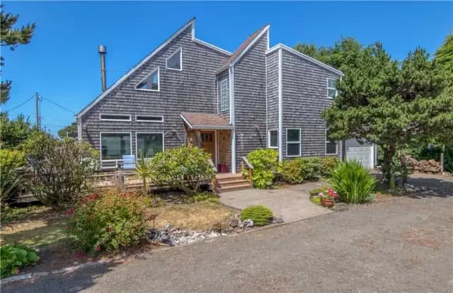 Kami's Beach House