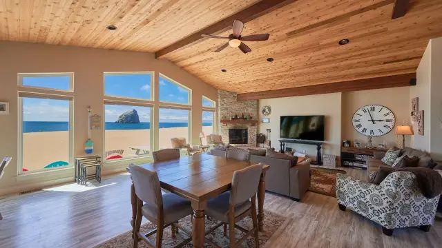 Bailey's Place #173 - Kiwanda Shores, Pet Friendly Luxury — photo 1