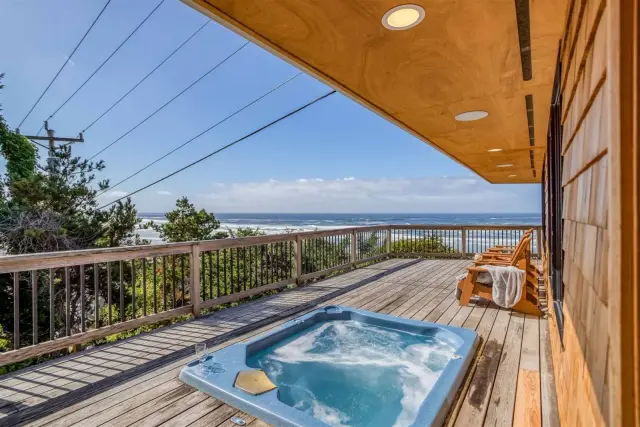 Paradise View - Hot Tub with a View