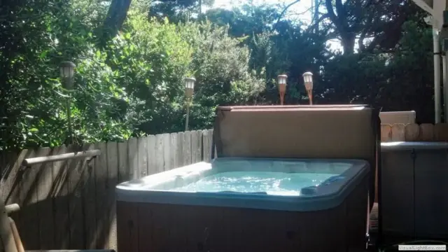 Sea Star Spa - Hot Tub, Pet Friendly