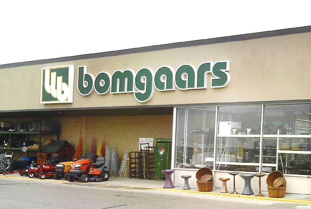 Bomgaars | Vacation Okoboji