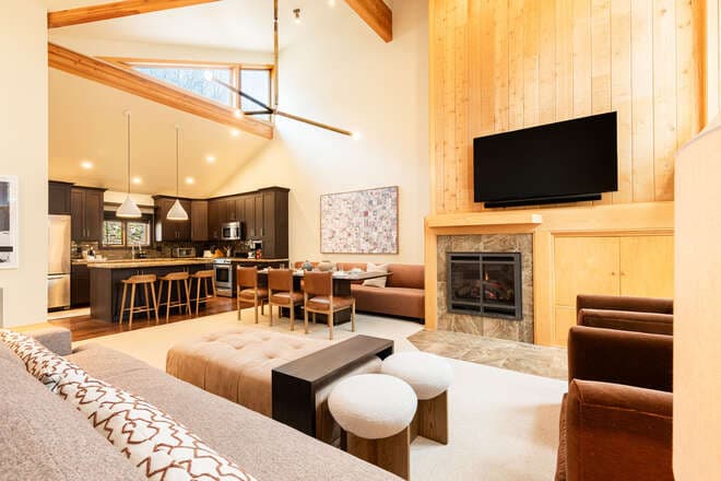 Deer Valley Aspen Wood 1570