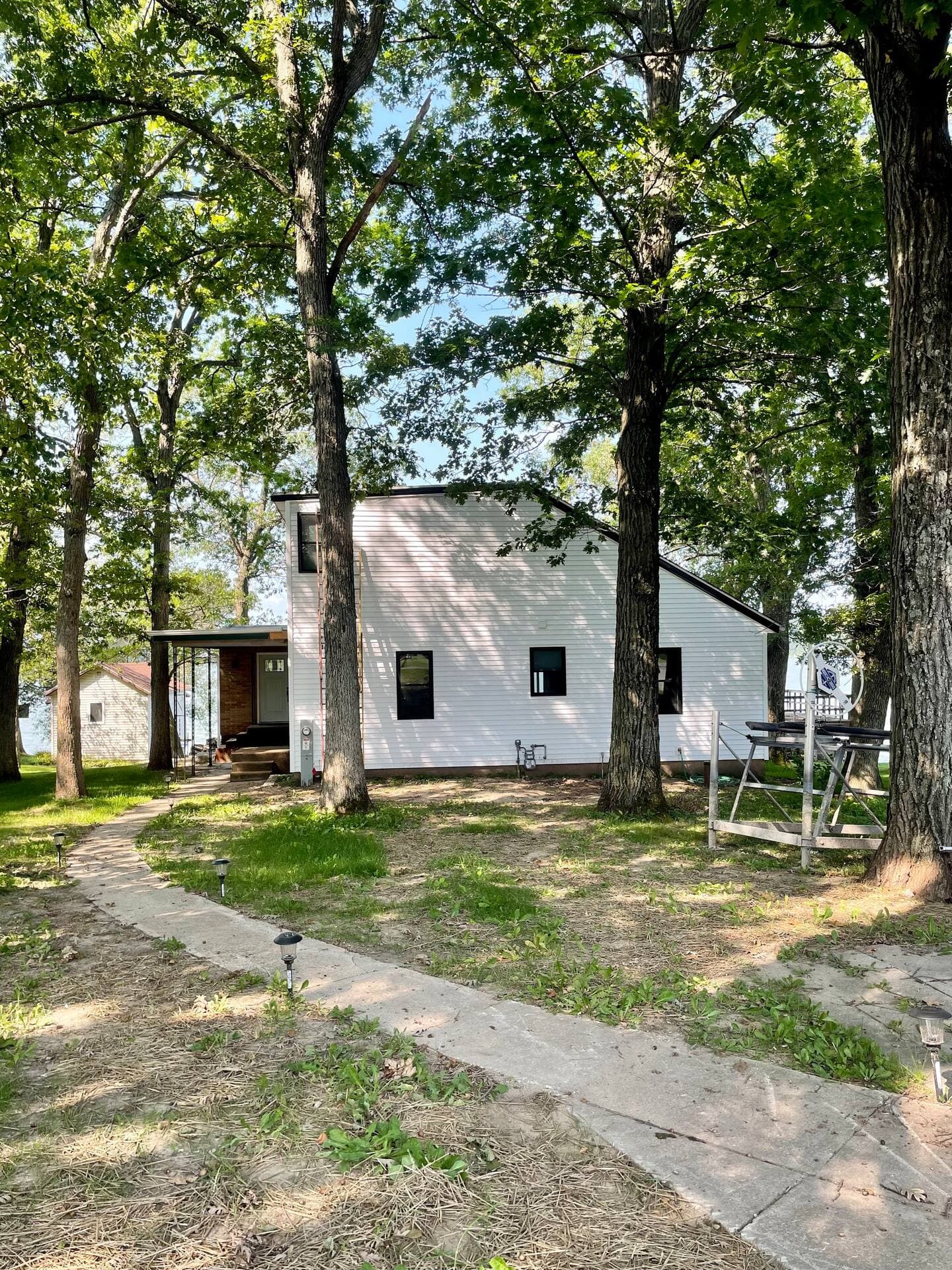 Sunset Shores Cabin
