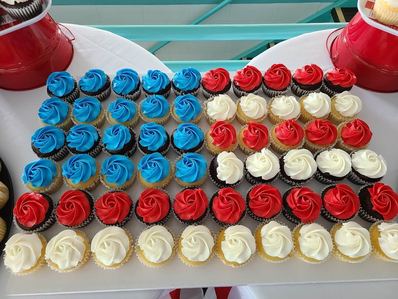 Creative Cakes by Mindy