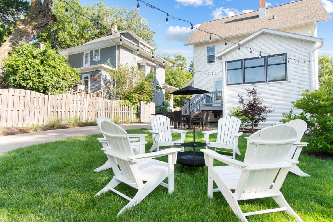 Buffet's Neighborhood | Dundee | Home Gym, Fire-Pit, S'mores!