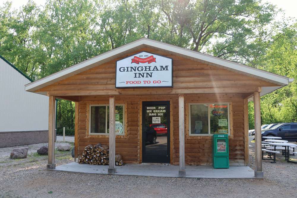Gingham Inn To Go