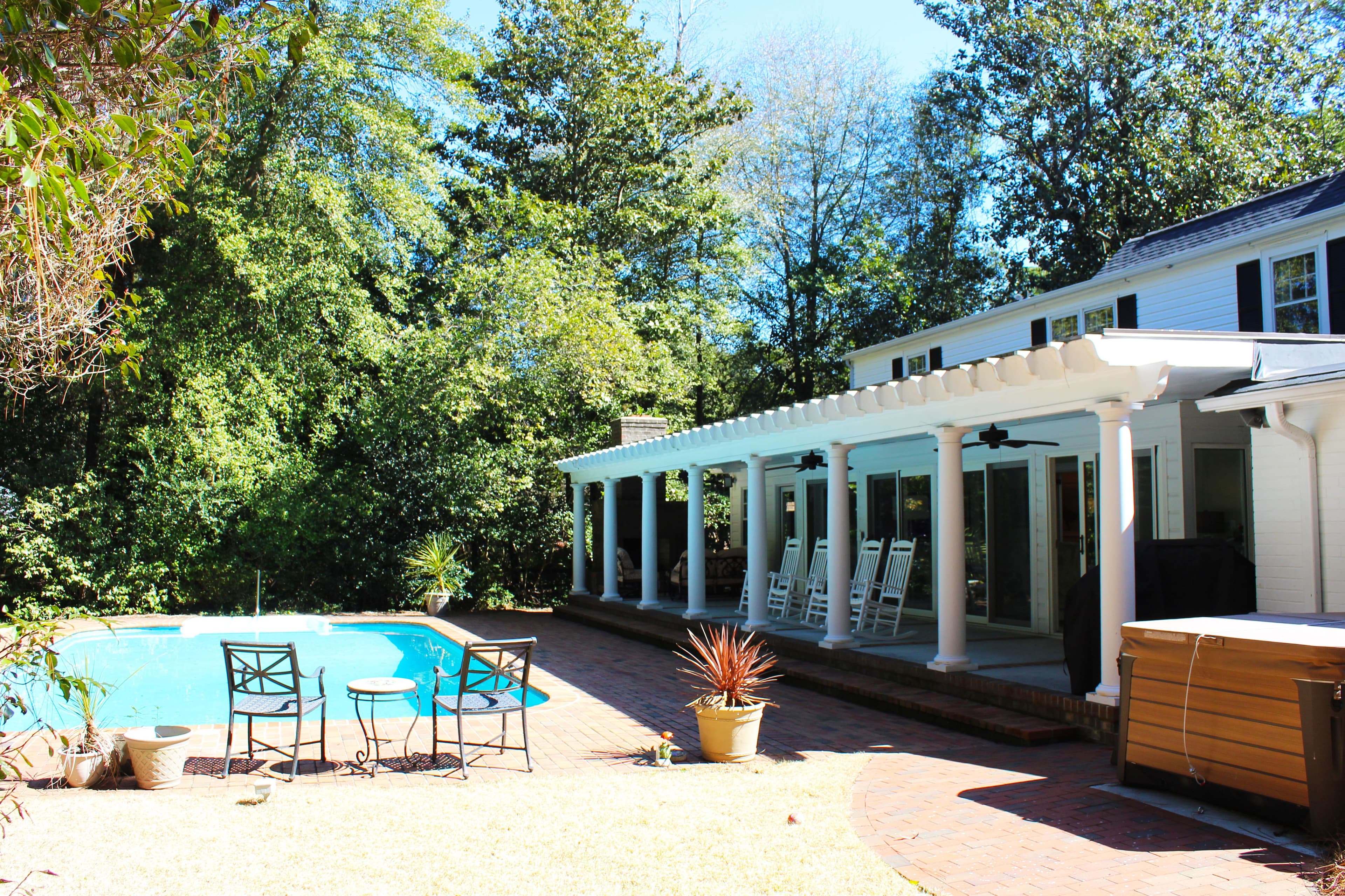 175 Midland -House with Pool and Hot Tub