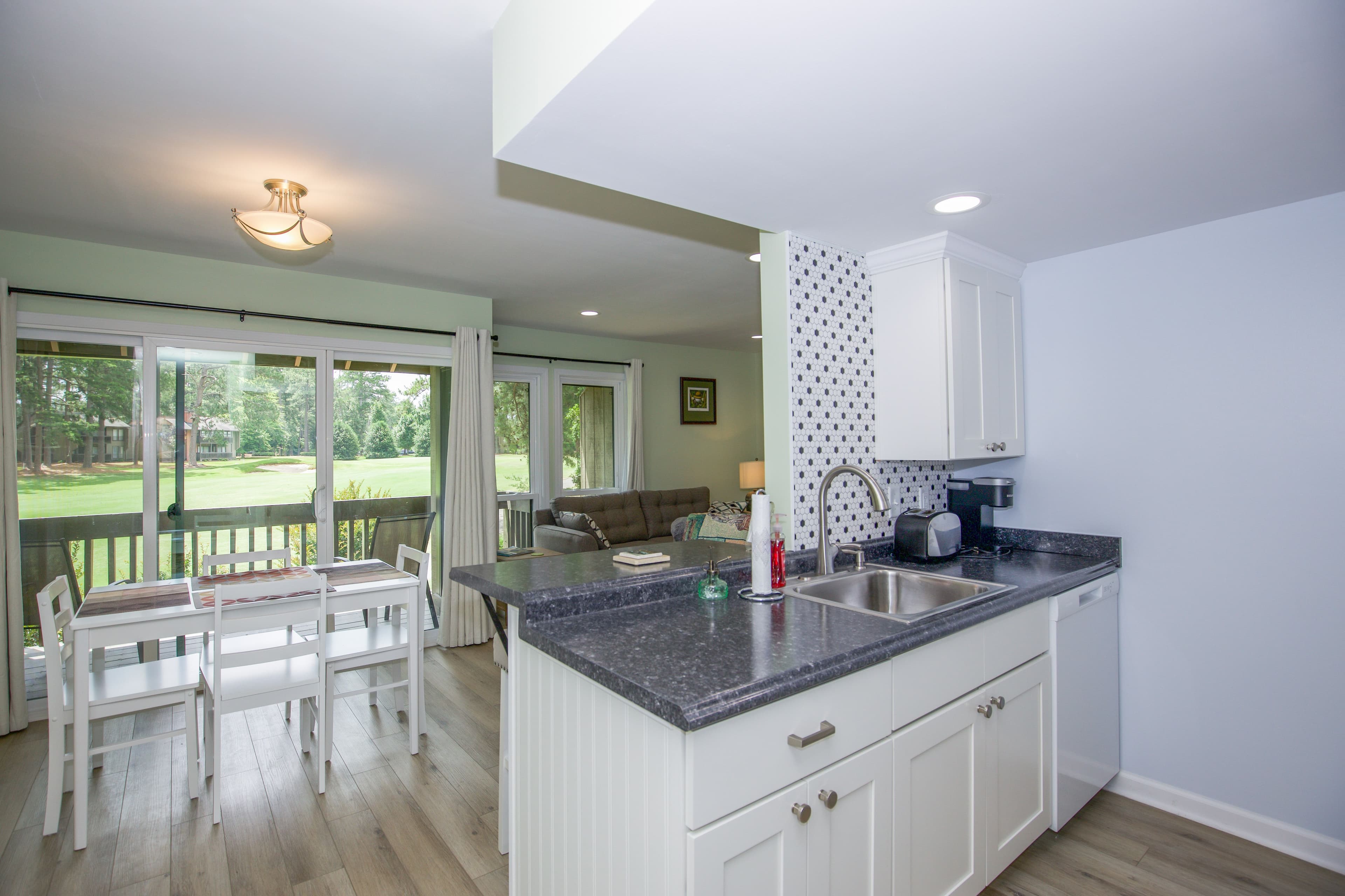 207 Linville Garden Condo
