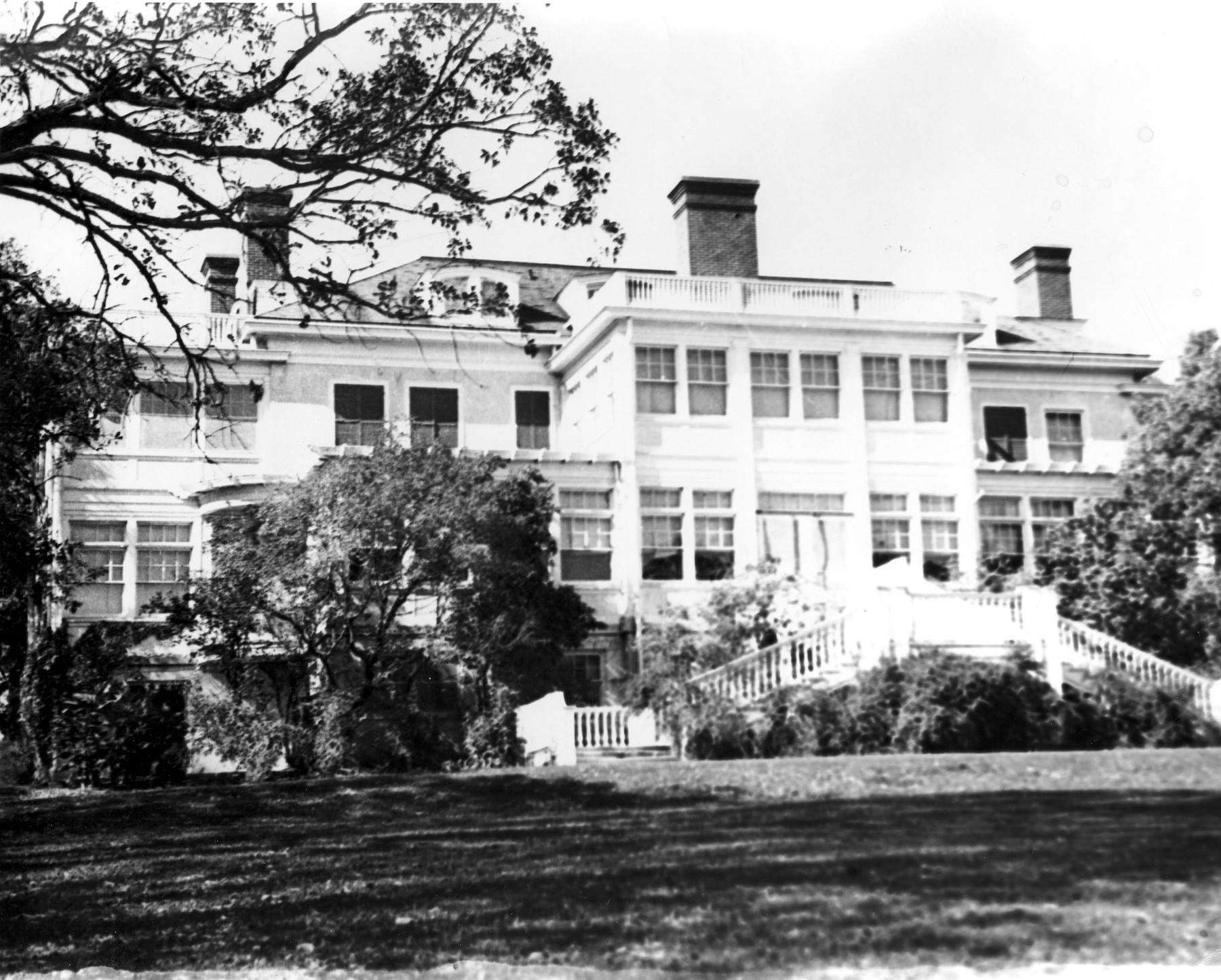 The Floete Mansion and the Okoboji Club